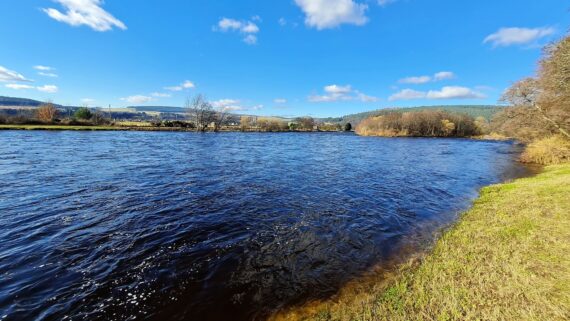 Looking downstream on the right bank Burnmouth, Rothes