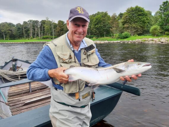 Cracking fresh fish