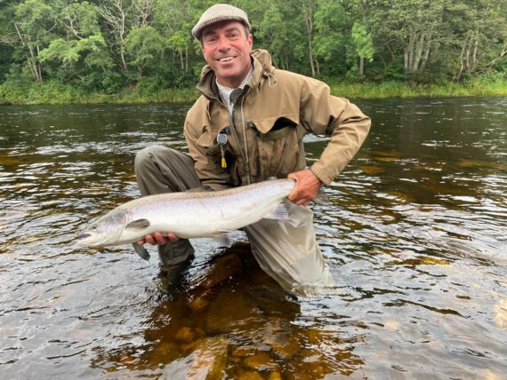 Head Ghillie Andy Gunn with a stunning 17lb fish