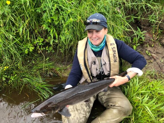 Jenny again with a 10lb fish from the Geantree